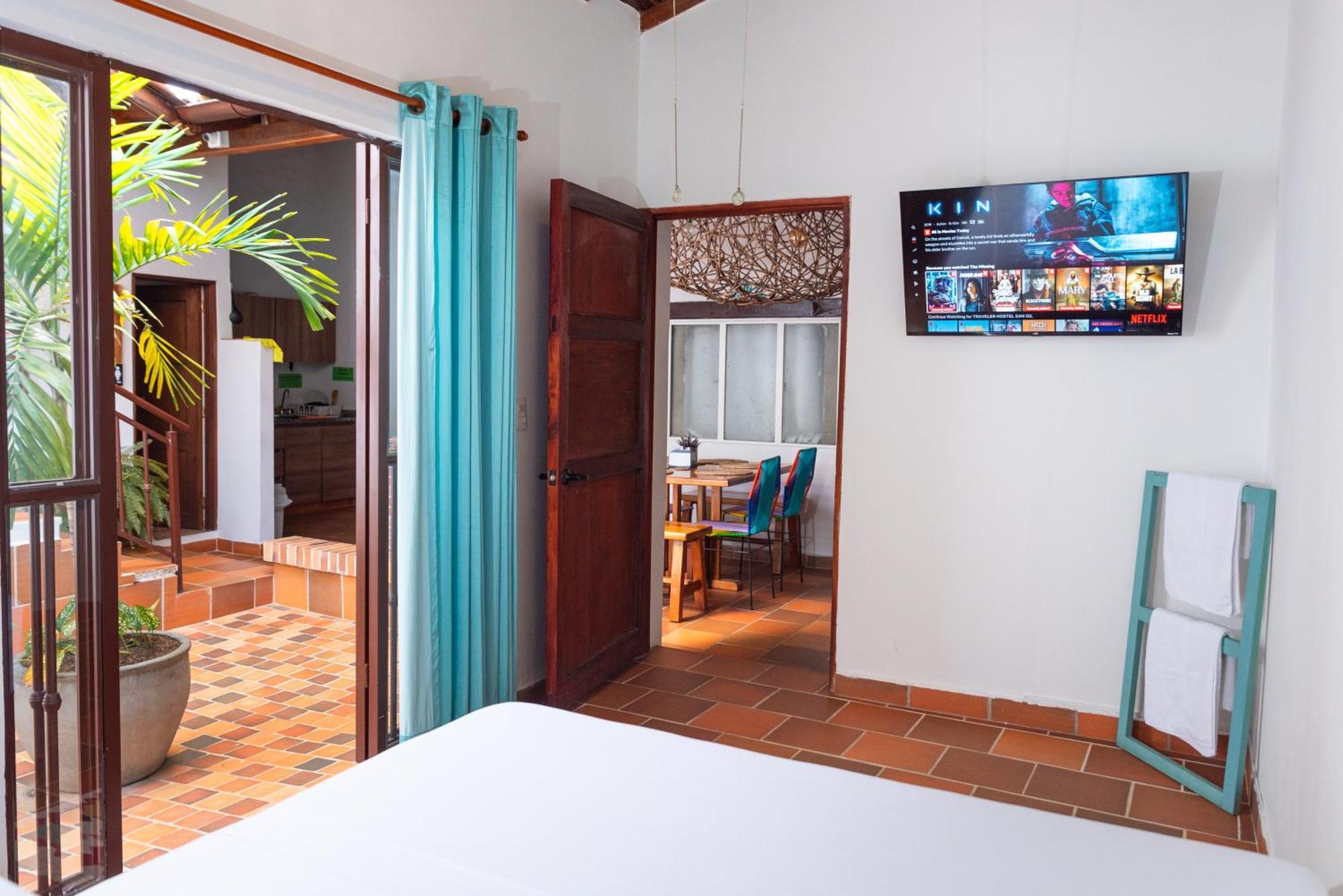 Traveler Hostel Сан Хил Екстериор снимка