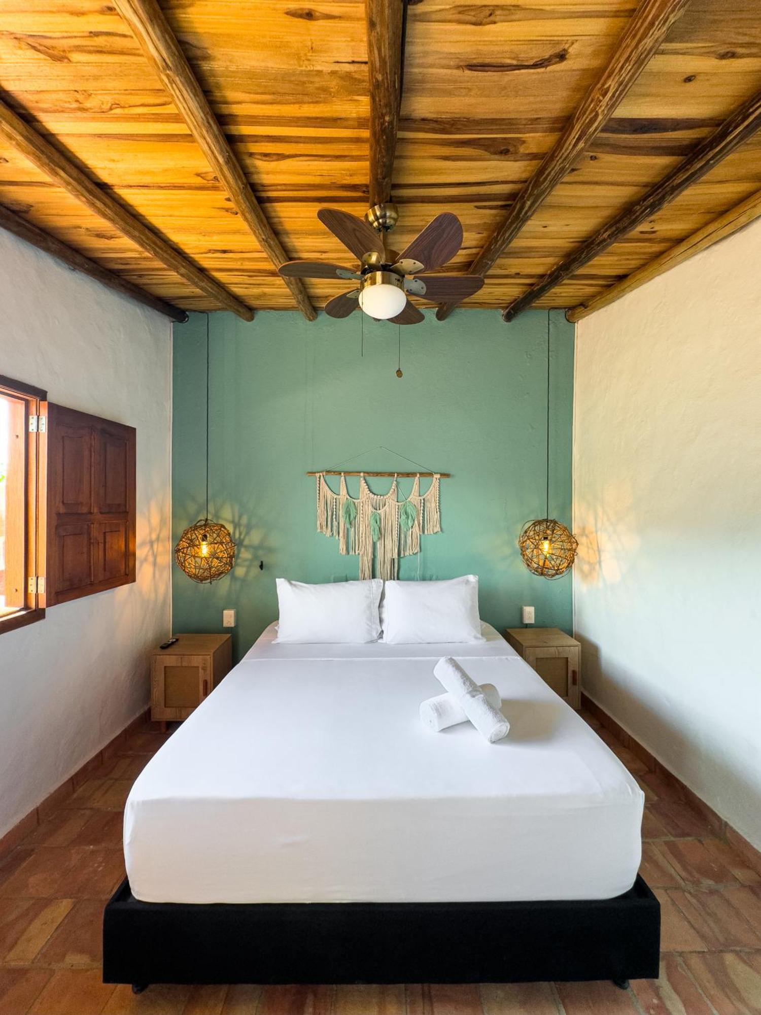 Traveler Hostel Сан Хил Екстериор снимка
