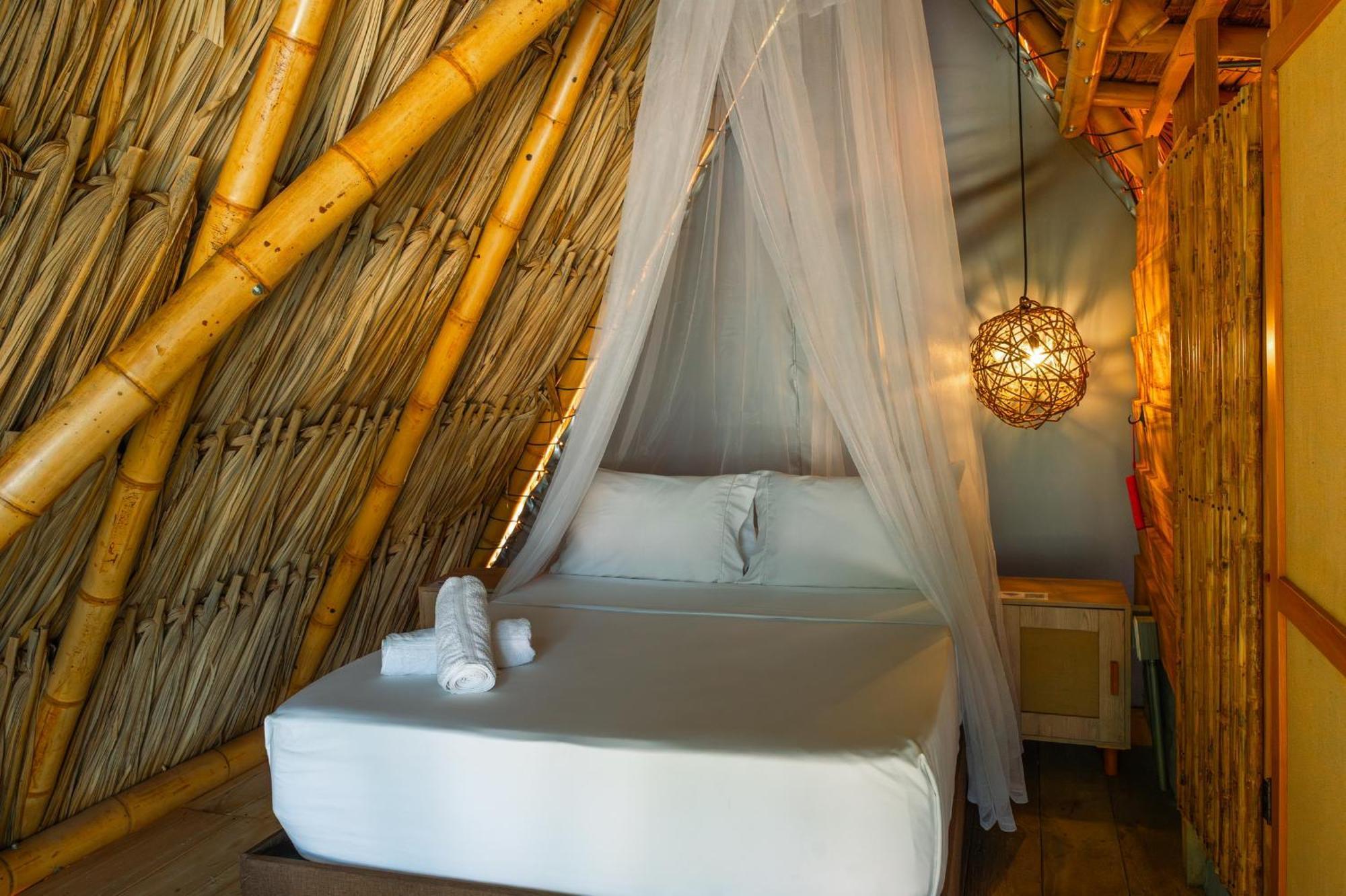 Traveler Hostel Сан Хил Екстериор снимка