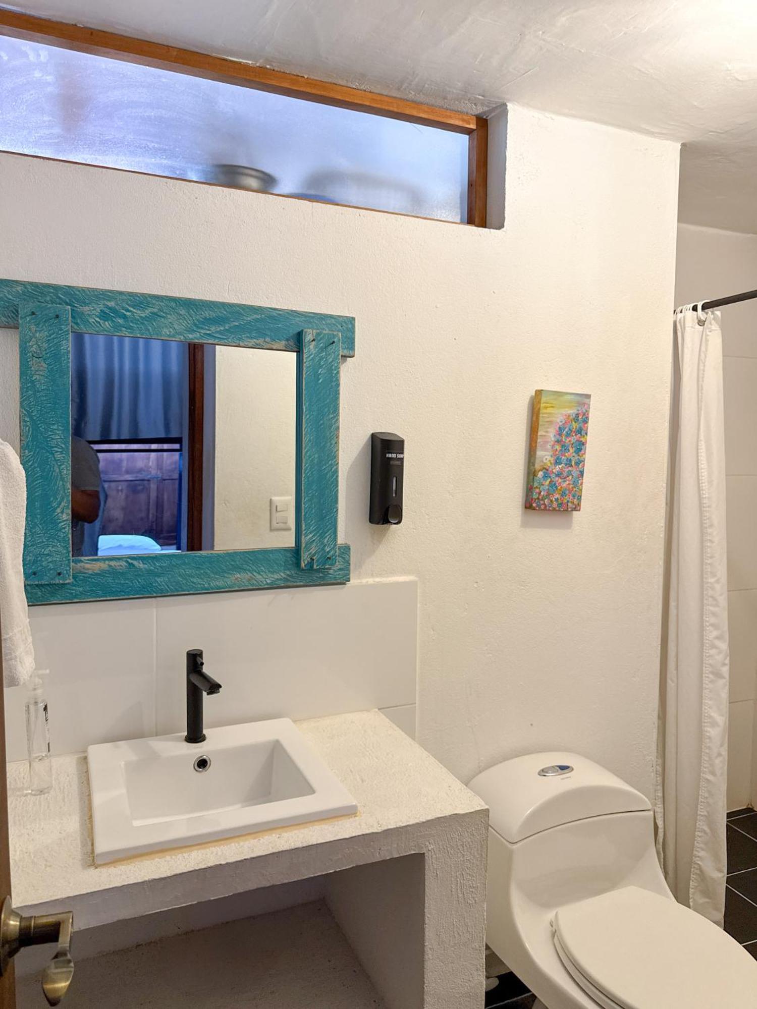 Traveler Hostel Сан Хил Екстериор снимка